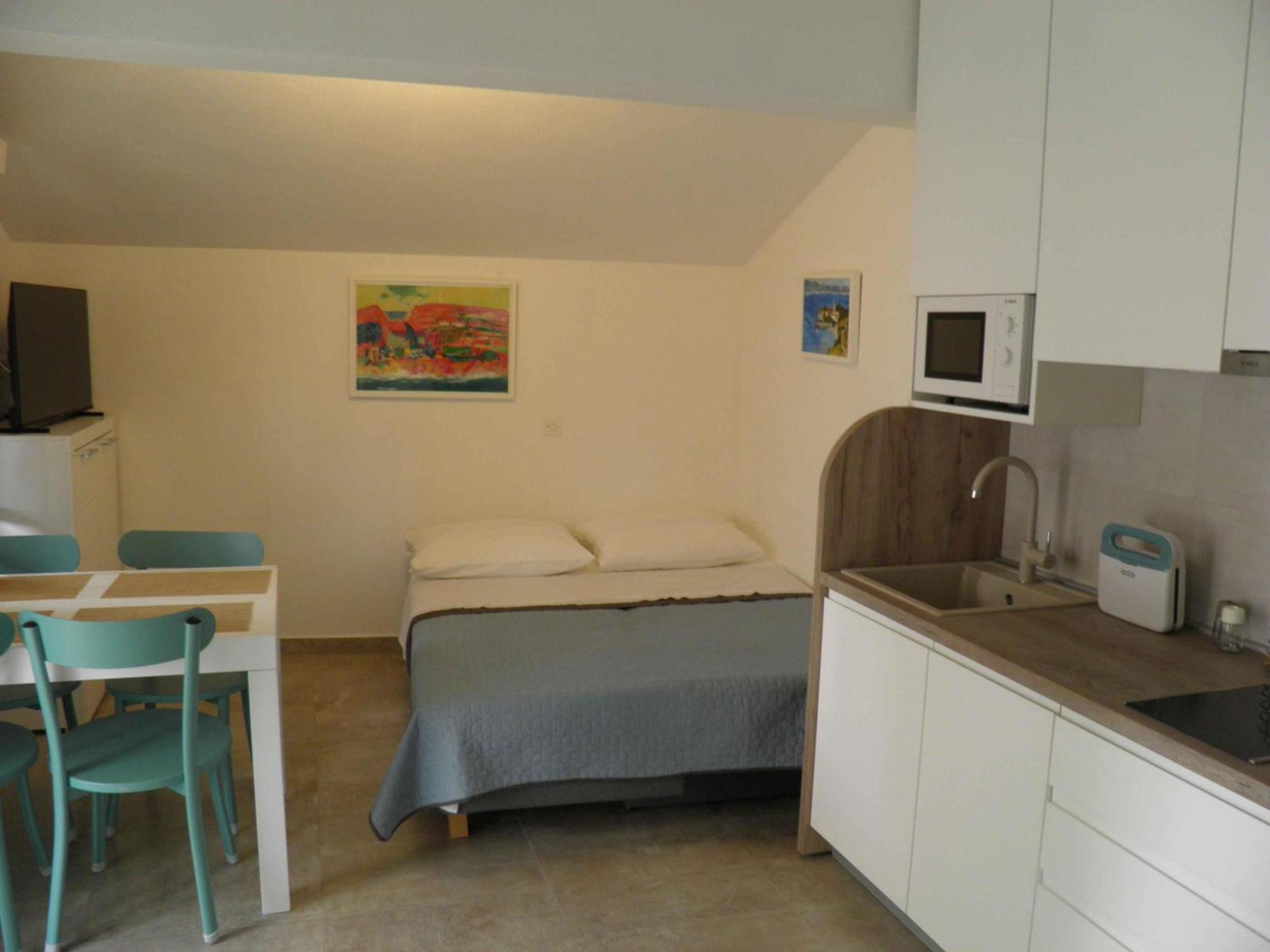 Apartments Marcic Bol Extérieur photo
